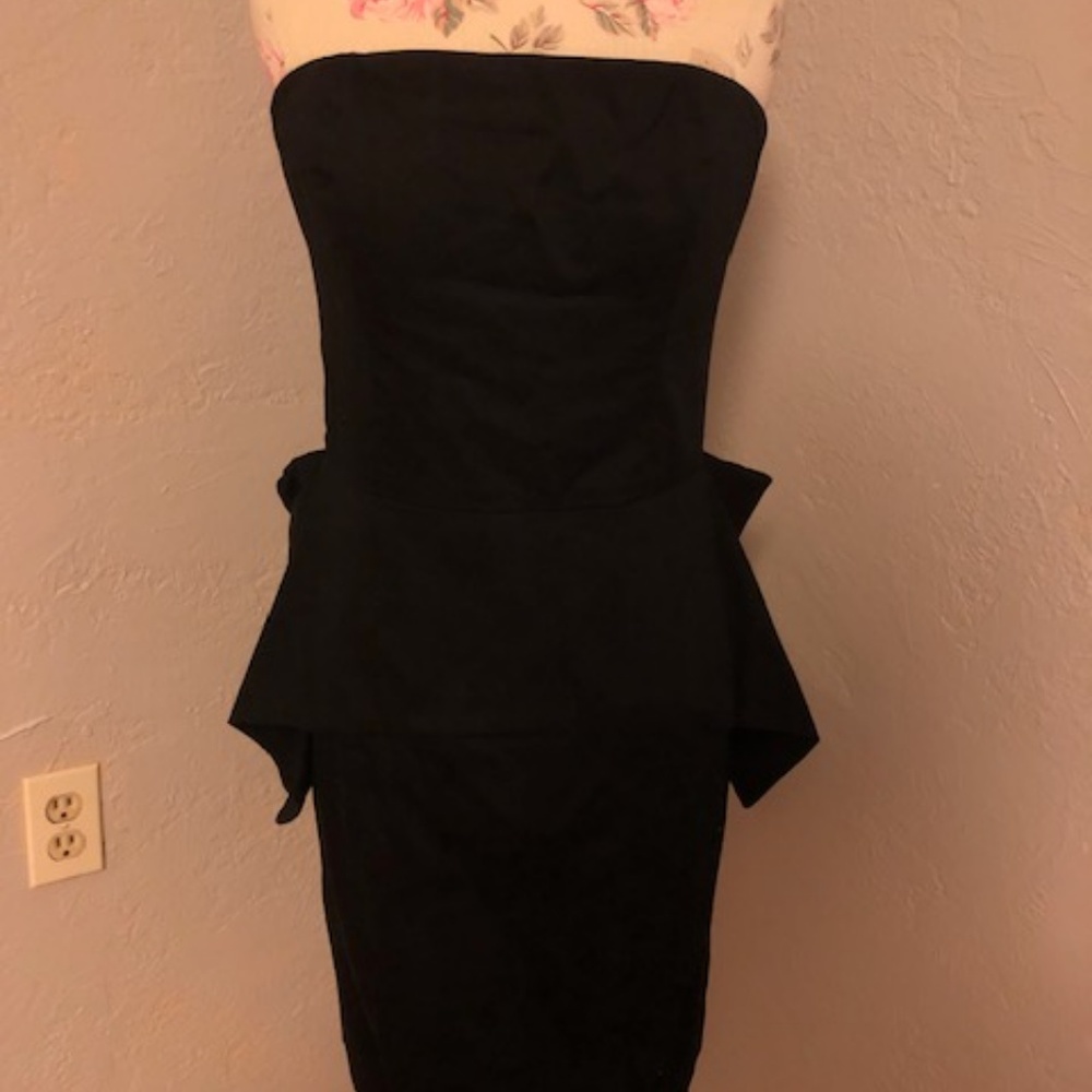 Vintage Betsey Johnson wiggle bow dress New with tags LBD- size 10 90s Night out